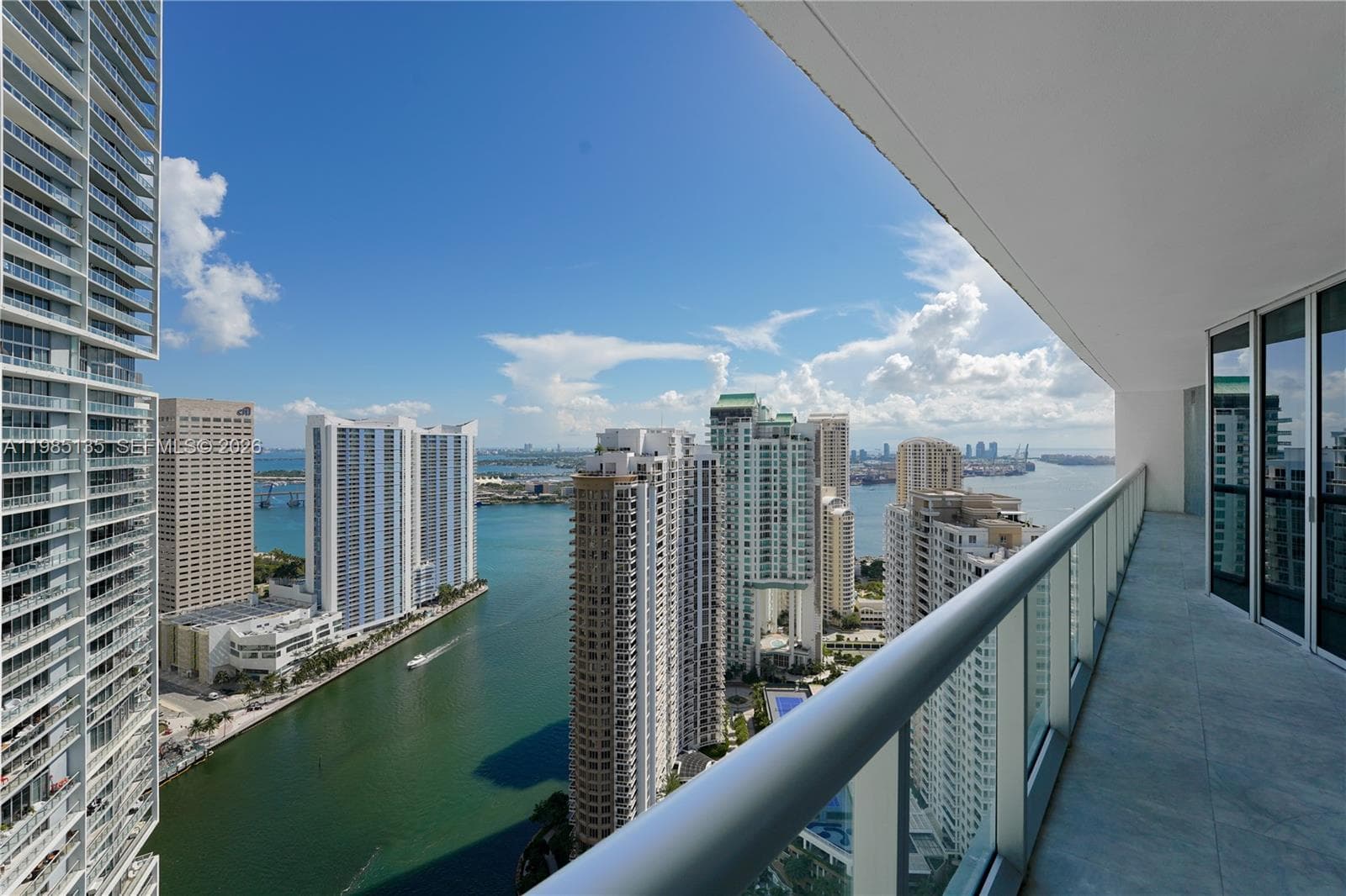 495 Brickell Ave # 3904, Miami FL 33131 — 21