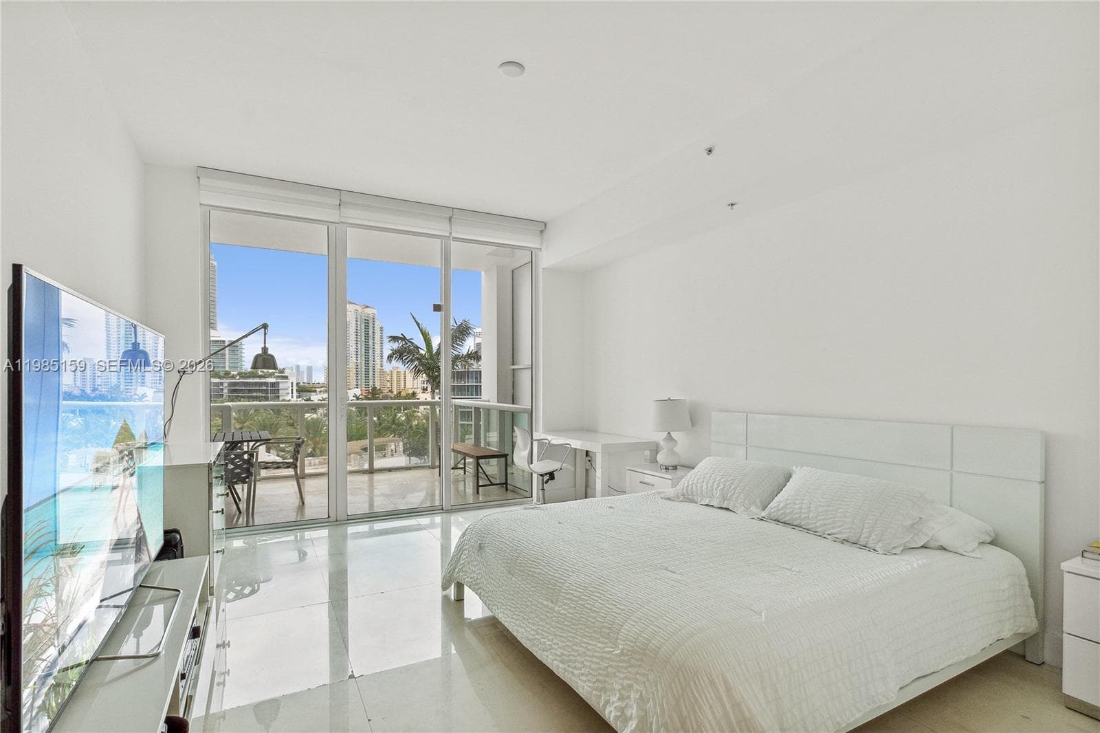 50 S Pointe Dr # 805, Miami Beach FL 33139 — 5