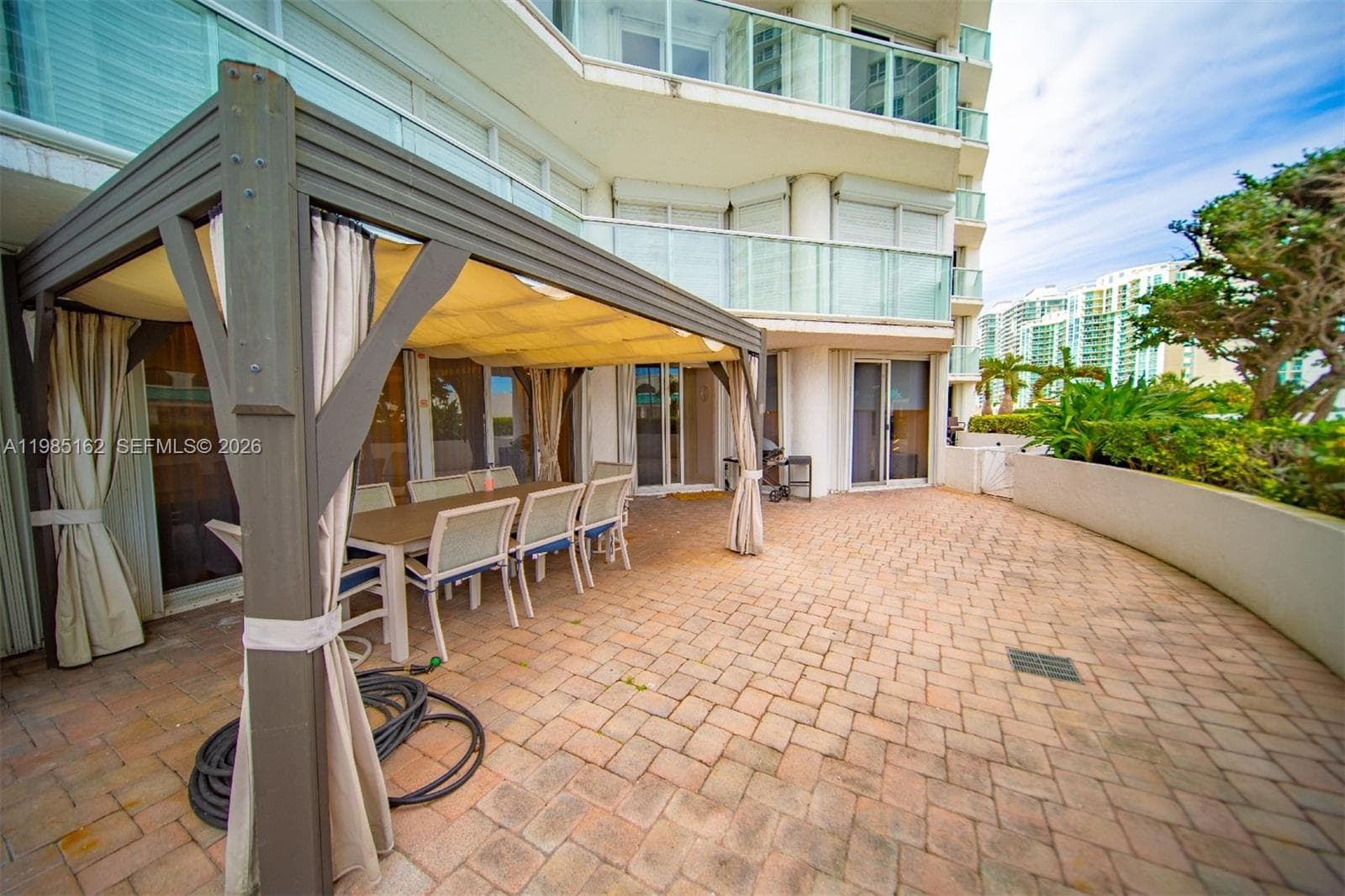 16445 Collins Ave # 425, Sunny Isles Beach FL 33160 — 27