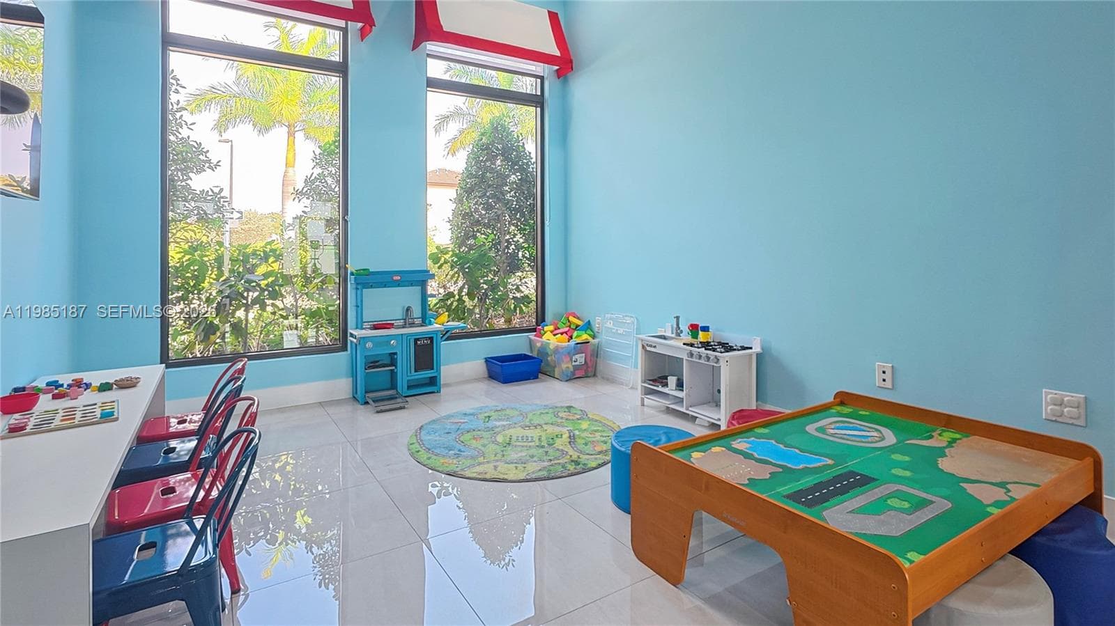 325 NE 208th Ter, Miami FL 33179 — 36