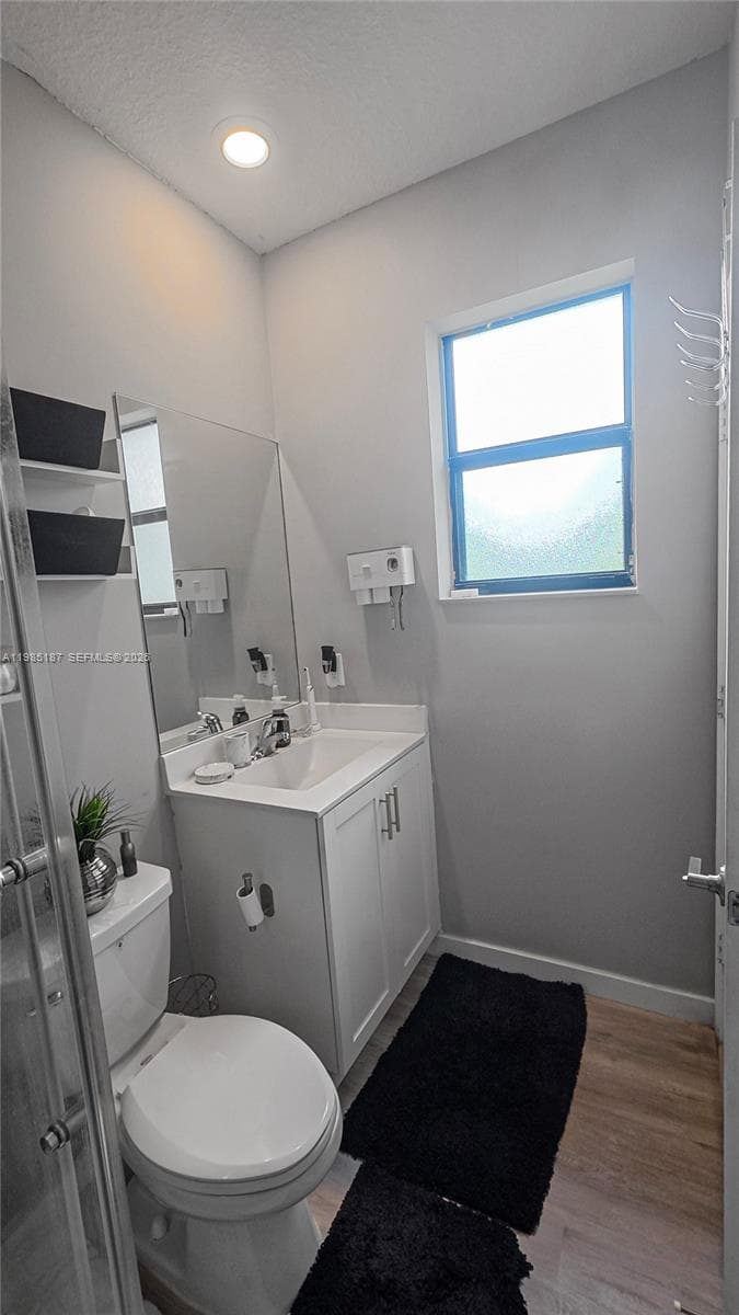 325 NE 208th Ter, Miami FL 33179 — 10