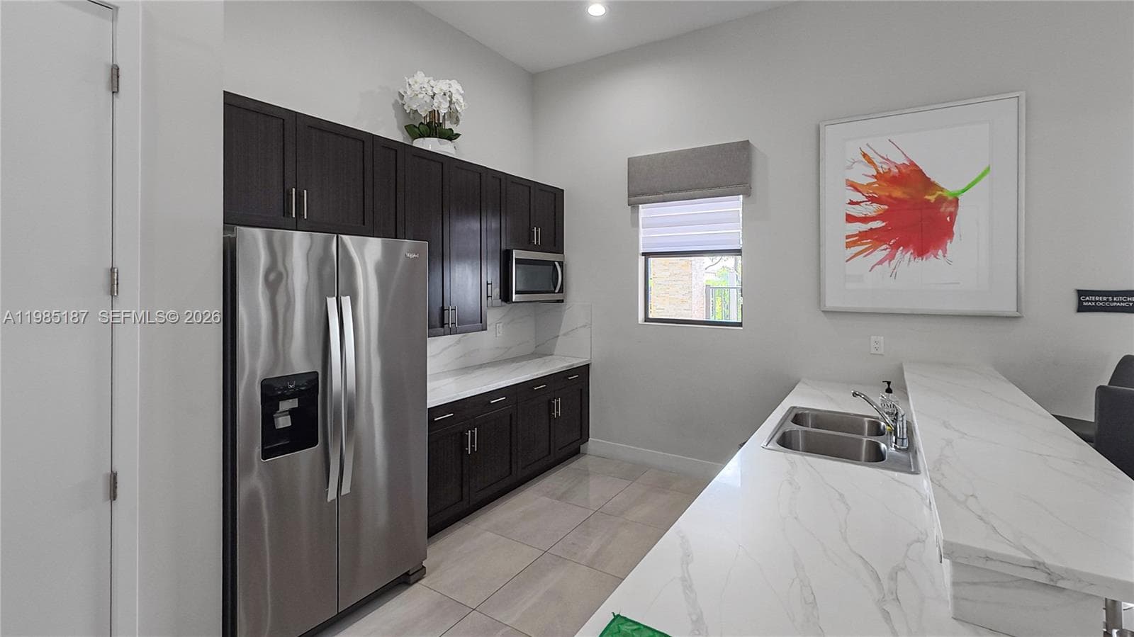 325 NE 208th Ter, Miami FL 33179 — 33