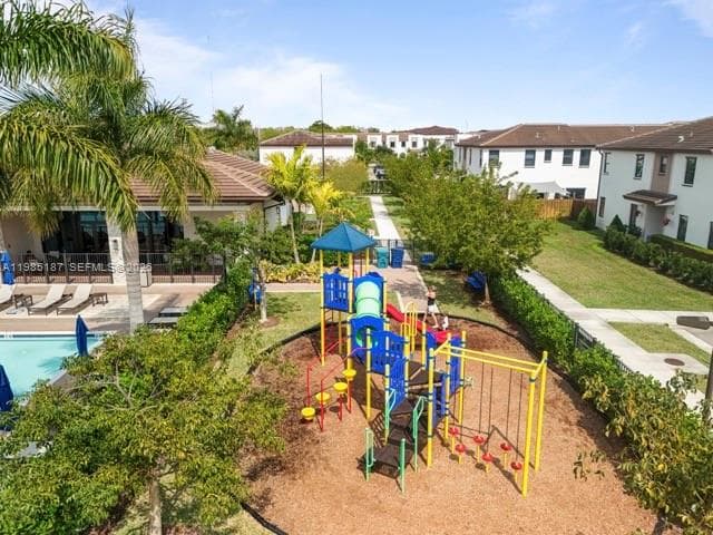 325 NE 208th Ter, Miami FL 33179 — 40