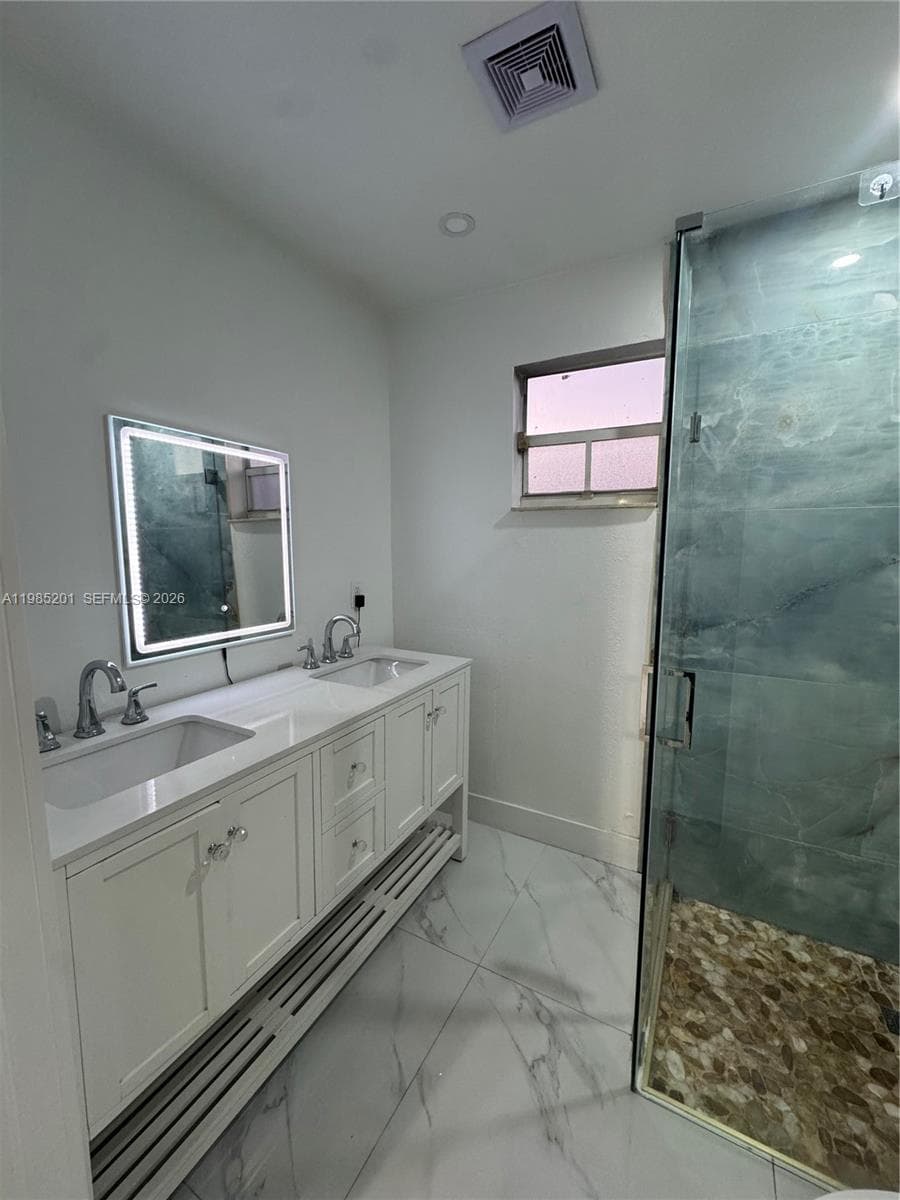 9633 SW 11th Ter, Miami FL 33174 — 2