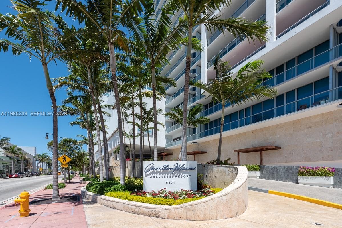 6799 Collins Ave # 906, Miami Beach FL 33141 — 26