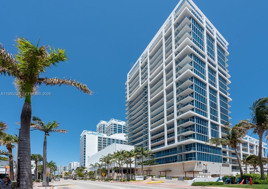 6799 Collins Ave # 906, Miami Beach FL 33141 — 22