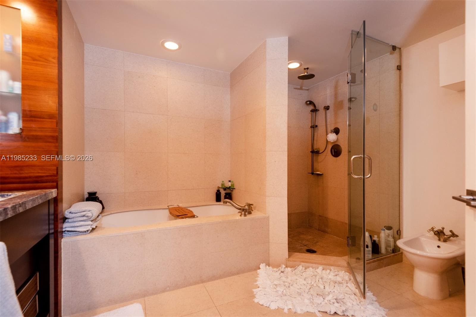 6799 Collins Ave # 906, Miami Beach FL 33141 — 9
