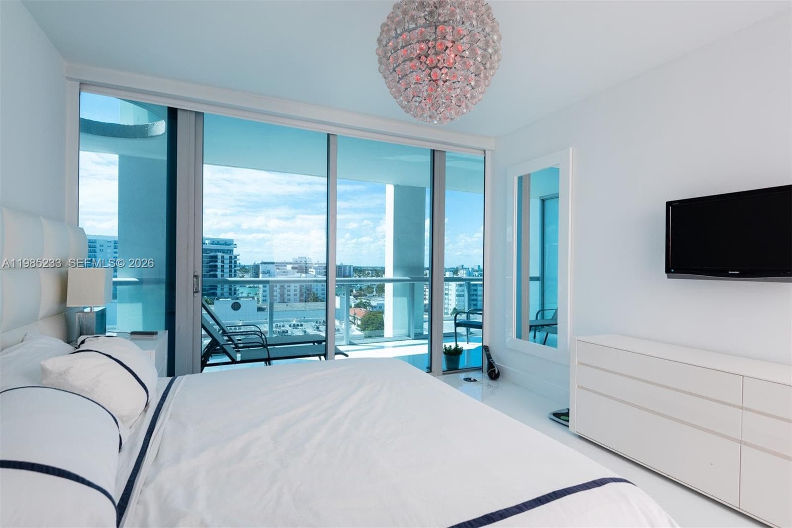 6799 Collins Ave # 906, Miami Beach FL 33141 — 8