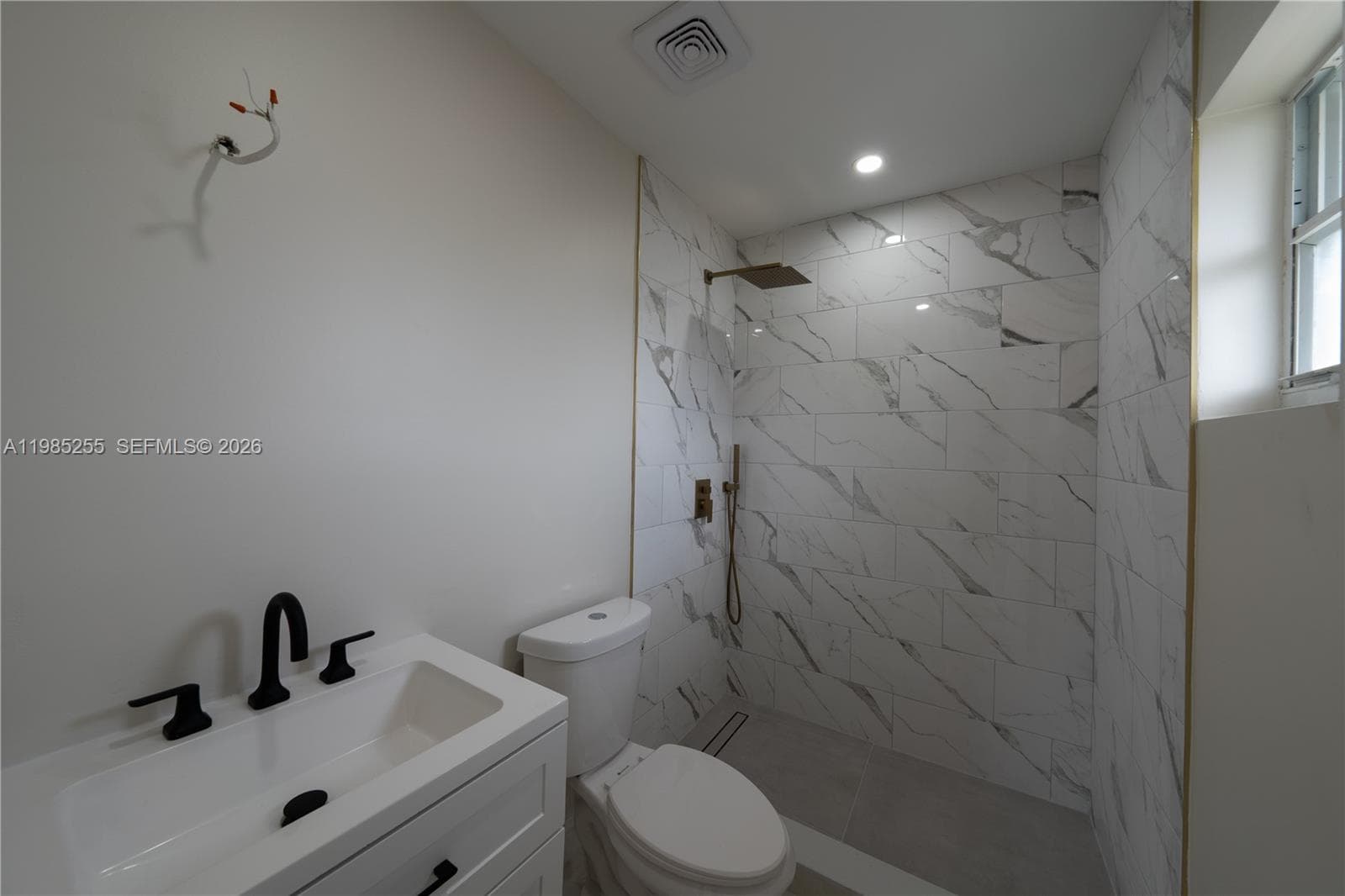 370 Flagami Blvd, Miami FL 33144 — 47