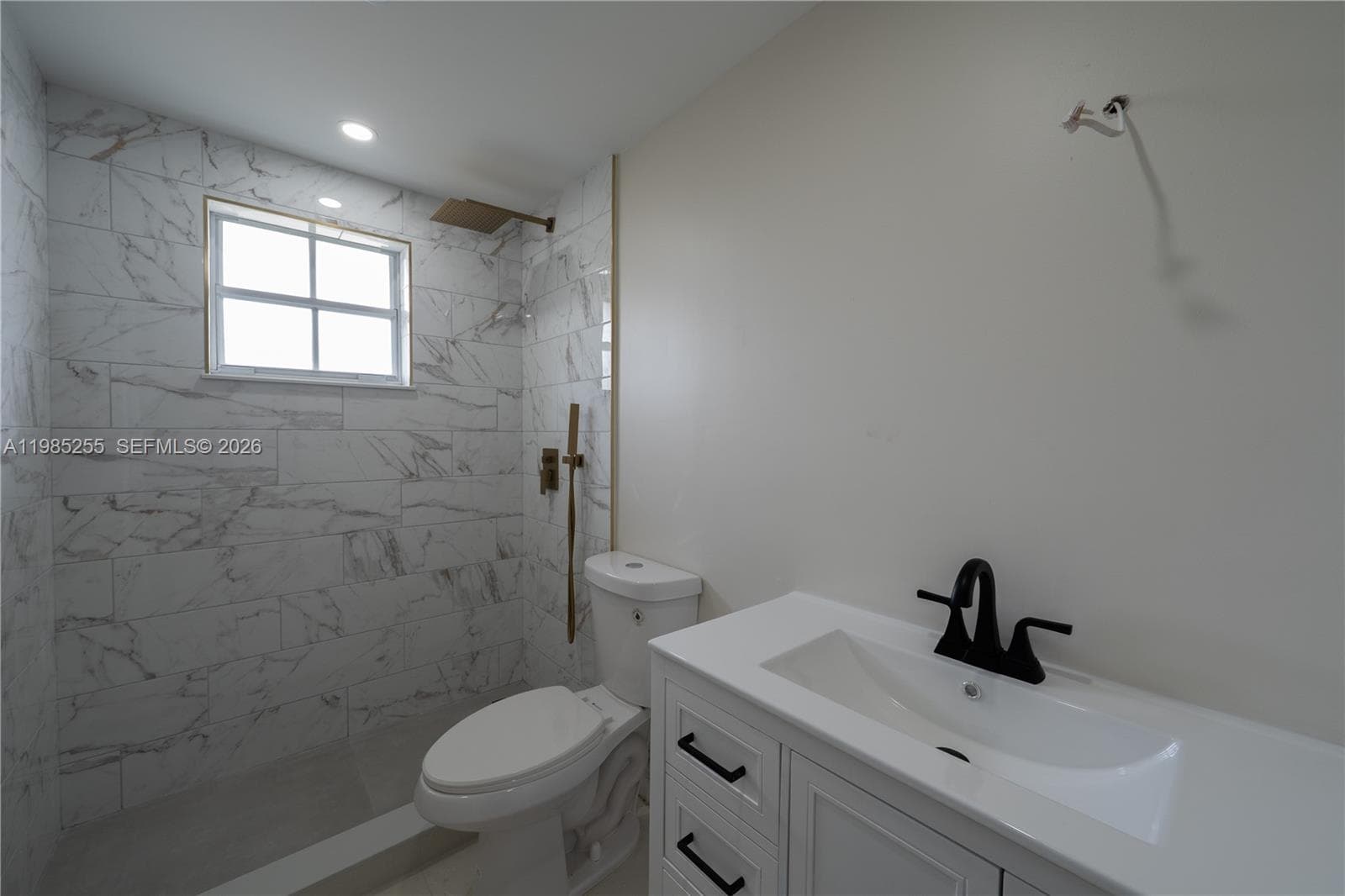 370 Flagami Blvd, Miami FL 33144 — 43