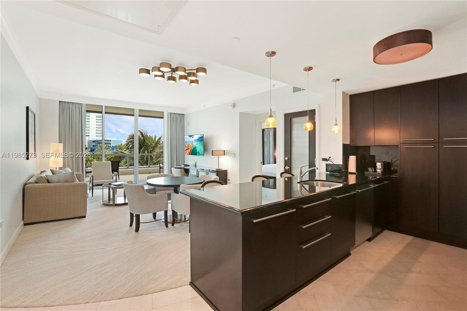 4391 Collins Ave # 307, Miami Beach FL 33140 — 1