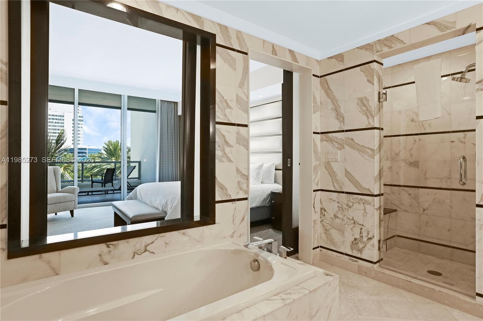 4391 Collins Ave # 307, Miami Beach FL 33140 — 19