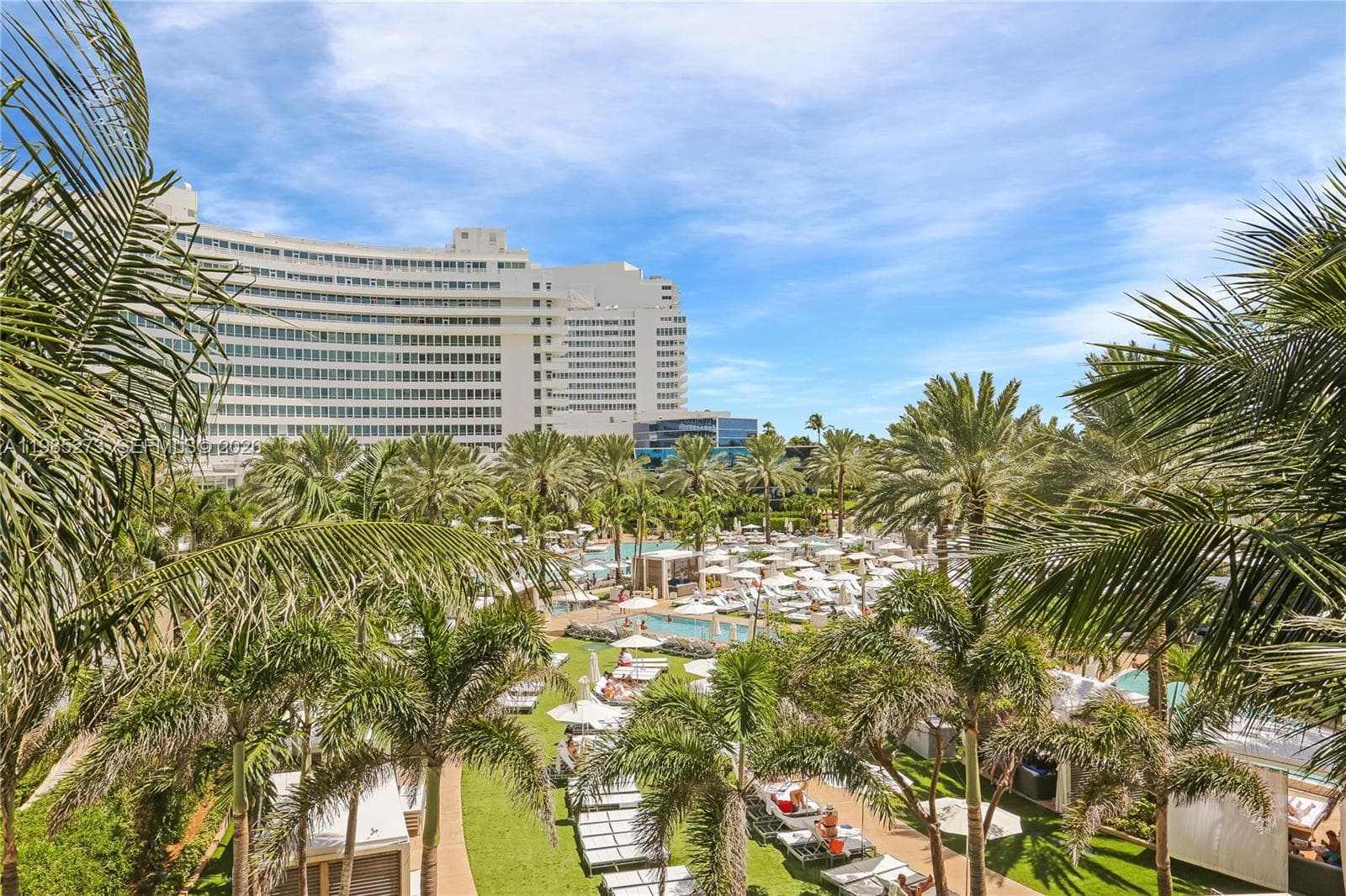 4391 Collins Ave # 307, Miami Beach FL 33140 — 4