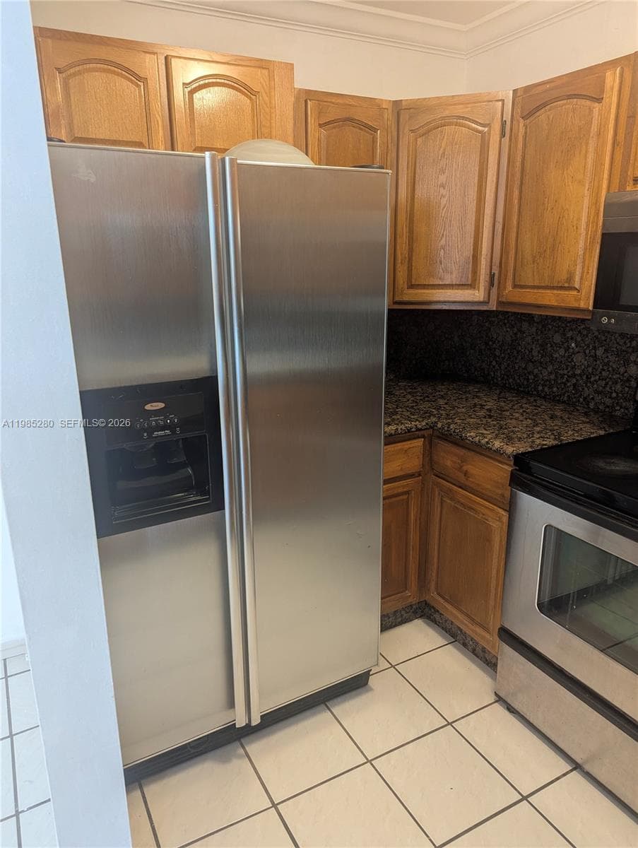 1051 SW 1st St # 411, Miami FL 33130 — 3