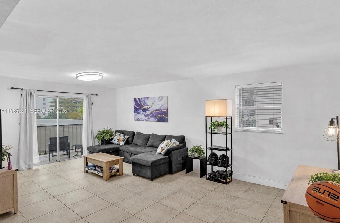 1236 Alton Rd # 304, Miami Beach FL 33139 — 3