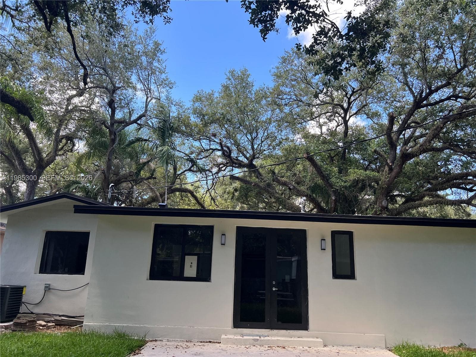 666 NE 164th Ter, Miami FL 33162 — 16