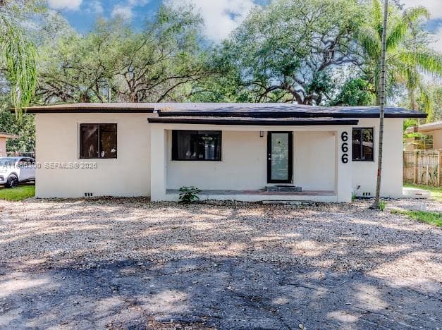 666 NE 164th Ter, Miami FL 33162 — 10