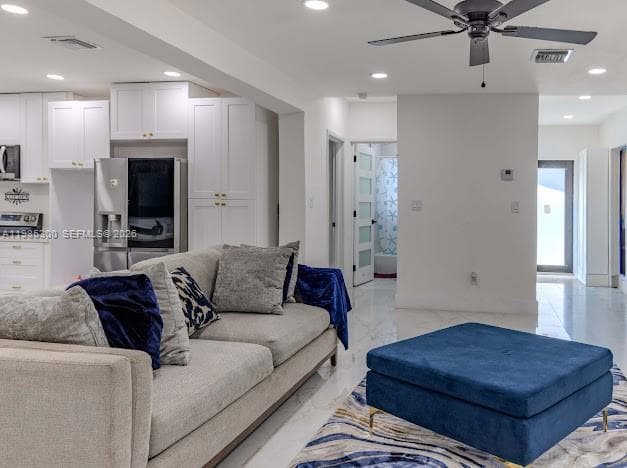 666 NE 164th Ter, Miami FL 33162 — 14
