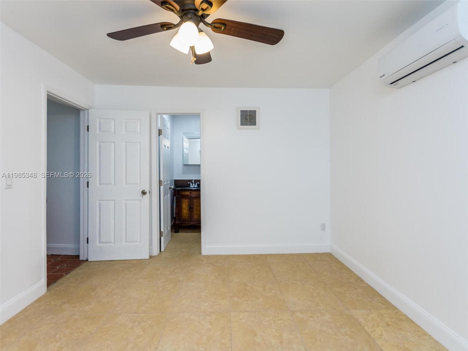 6300 NW 41st St, Virginia Gardens FL 33166 — 16