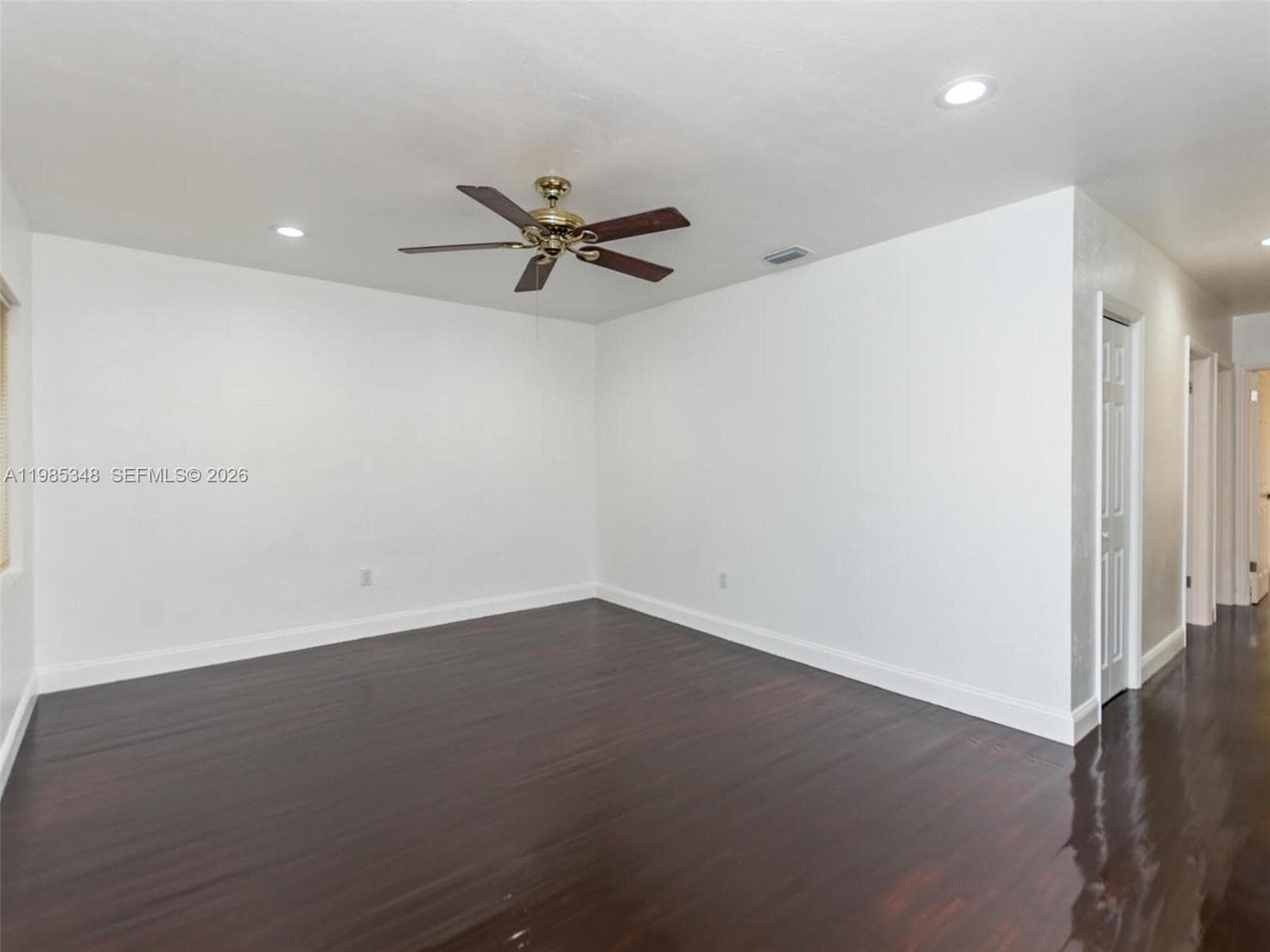 6300 NW 41st St, Virginia Gardens FL 33166 — 7
