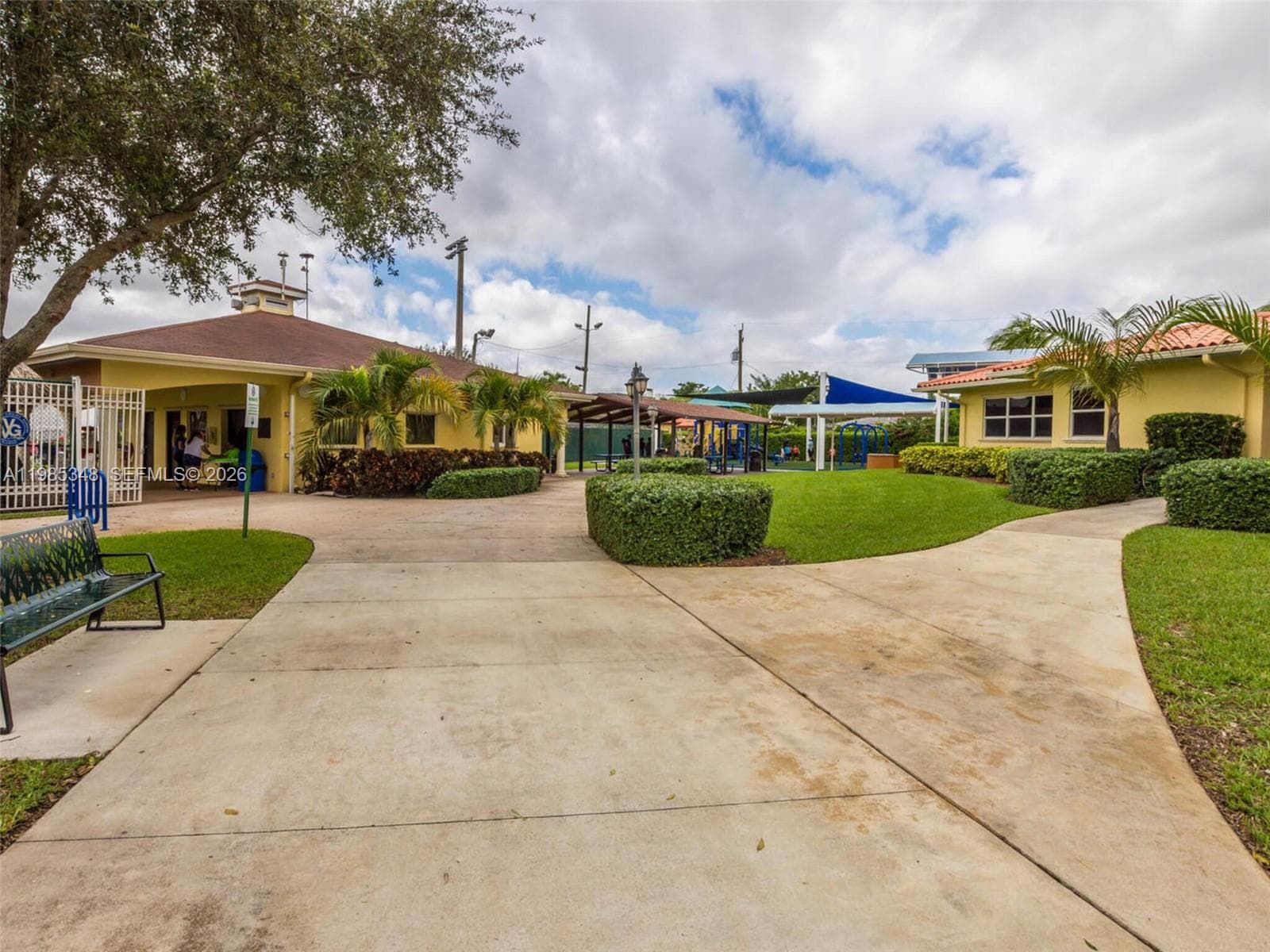 6300 NW 41st St, Virginia Gardens FL 33166 — 30