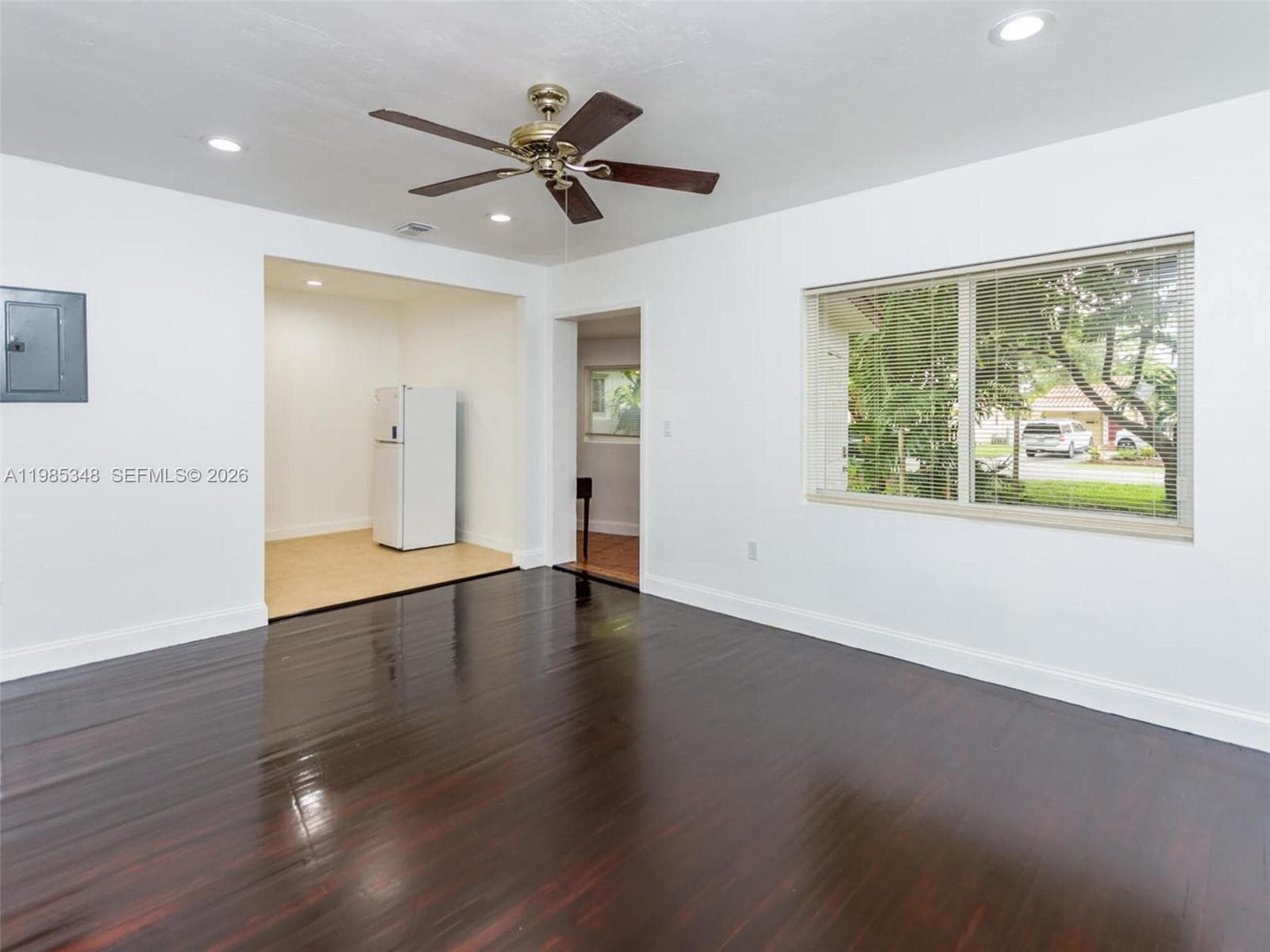 6300 NW 41st St, Virginia Gardens FL 33166 — 10