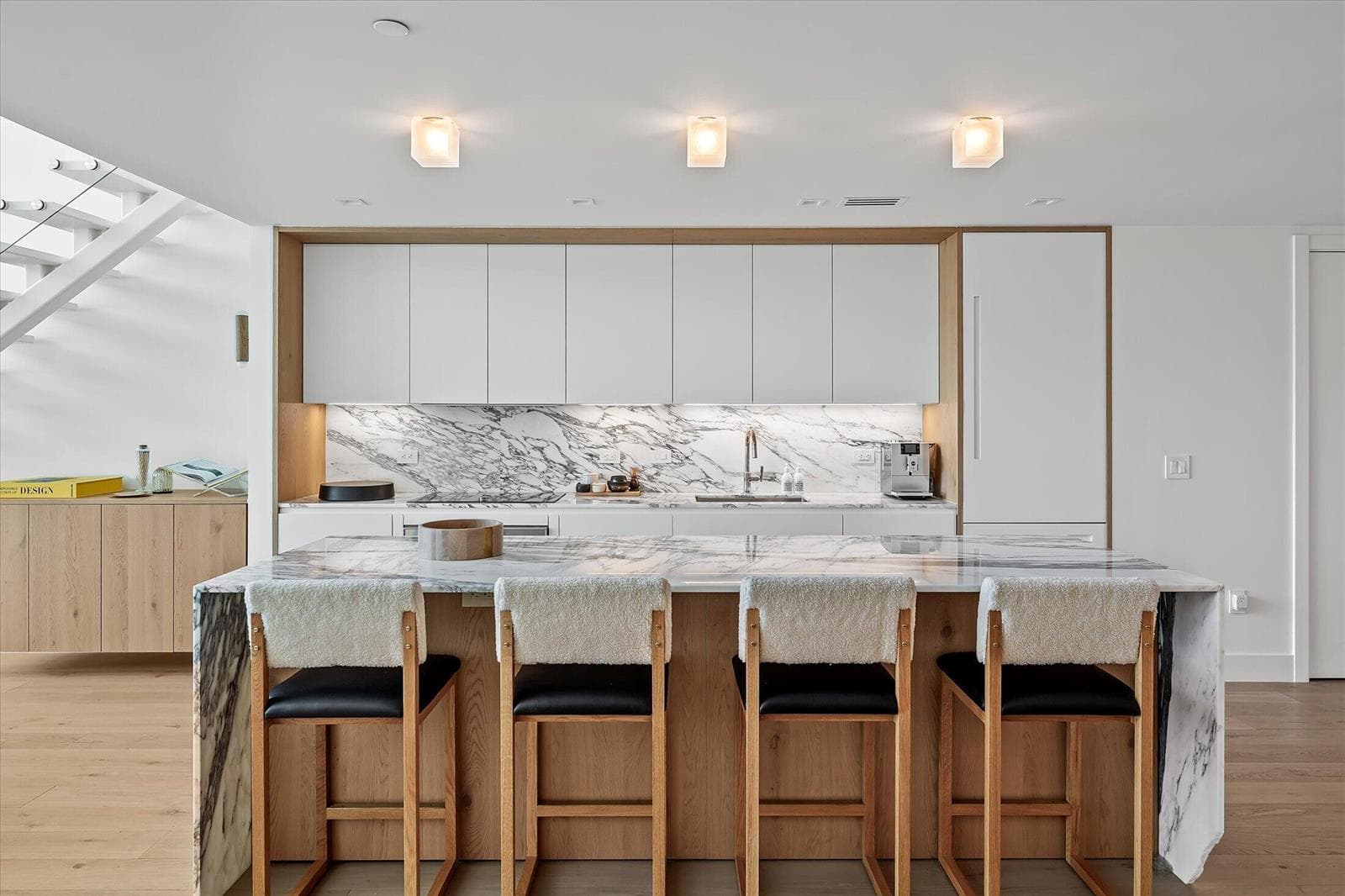 1040 Biscayne Boulevard # 4002, Miami FL 33132 — 5