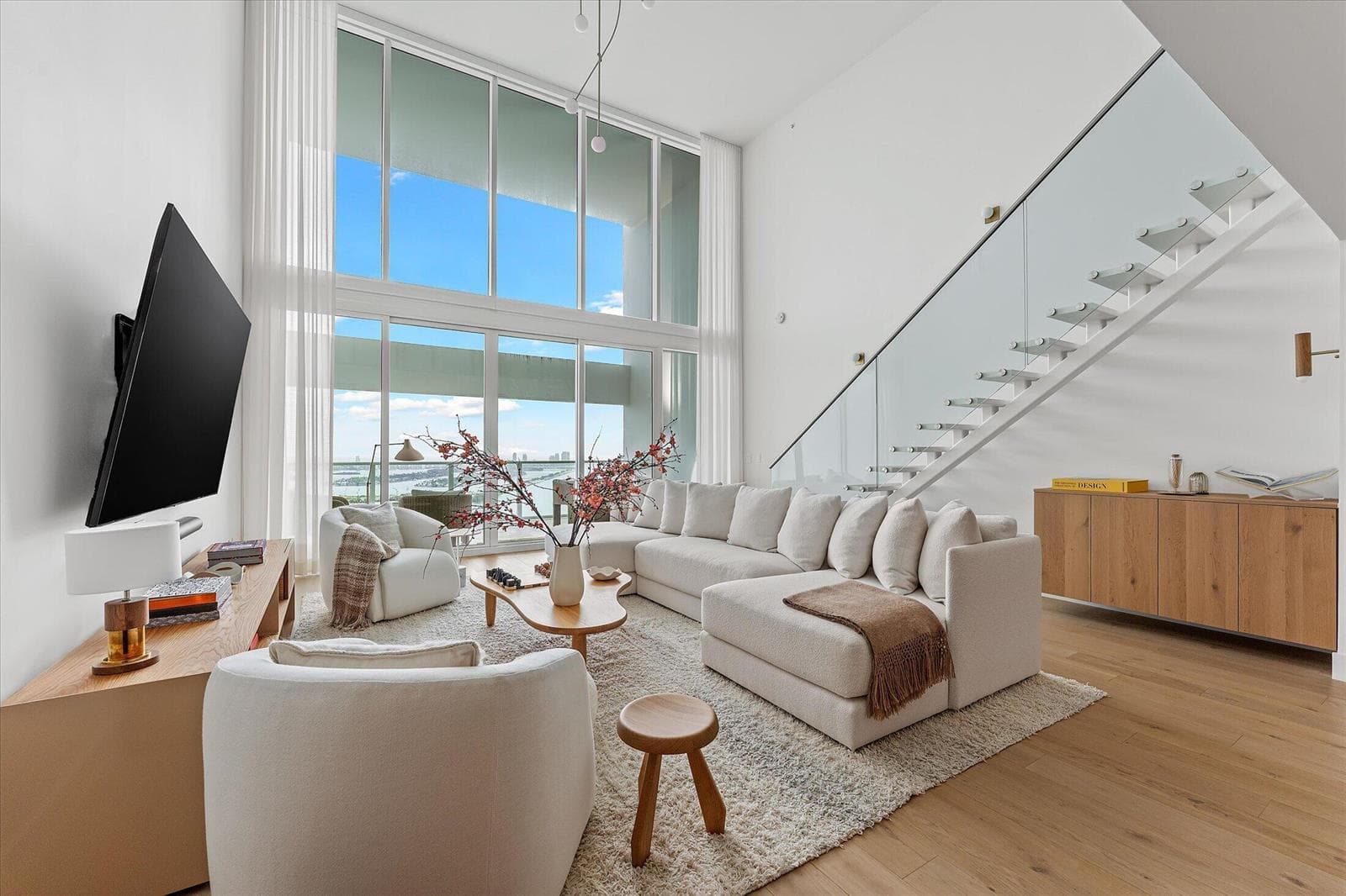 1040 Biscayne Boulevard # 4002, Miami FL 33132 — 9