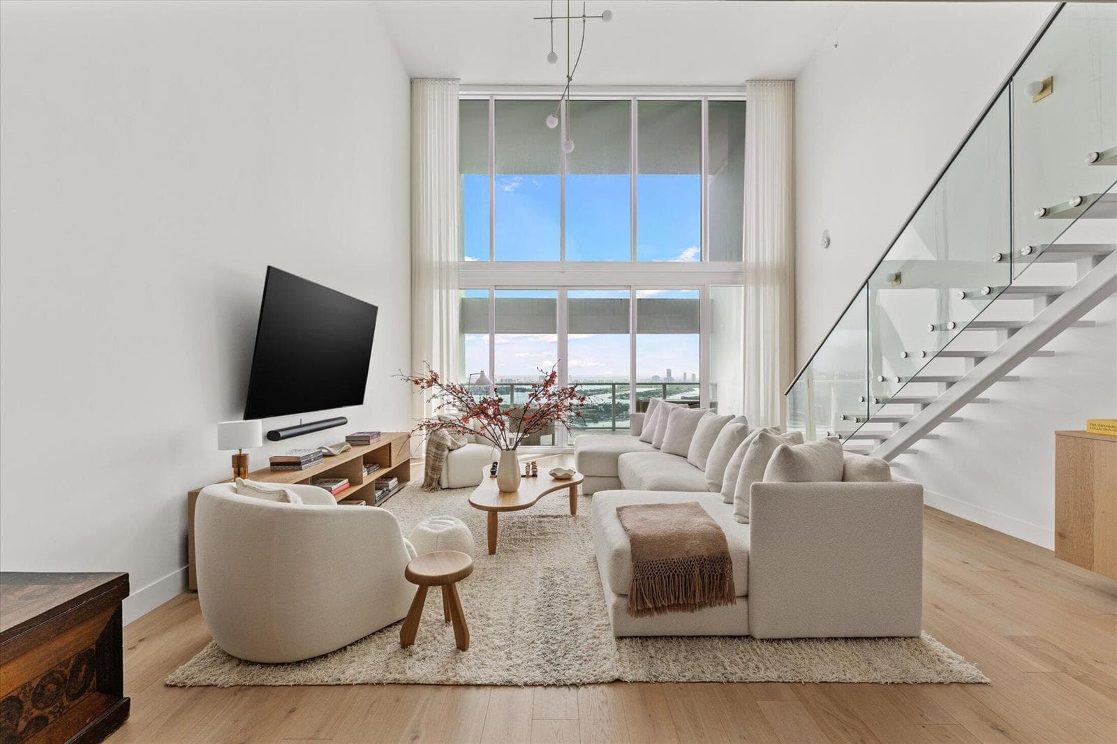1040 Biscayne Boulevard # 4002, Miami FL 33132 — 8