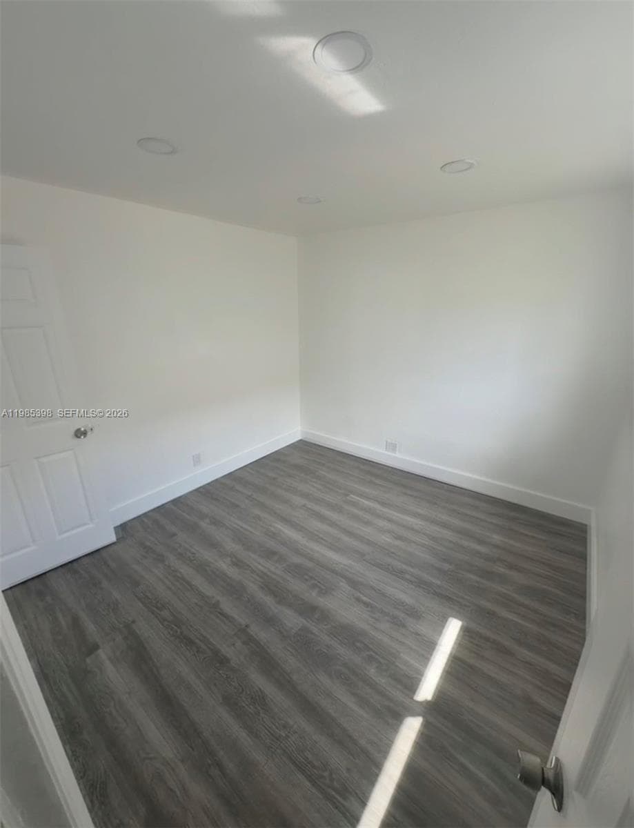 1637 NW 31st Ave, Miami FL 33125 — 9