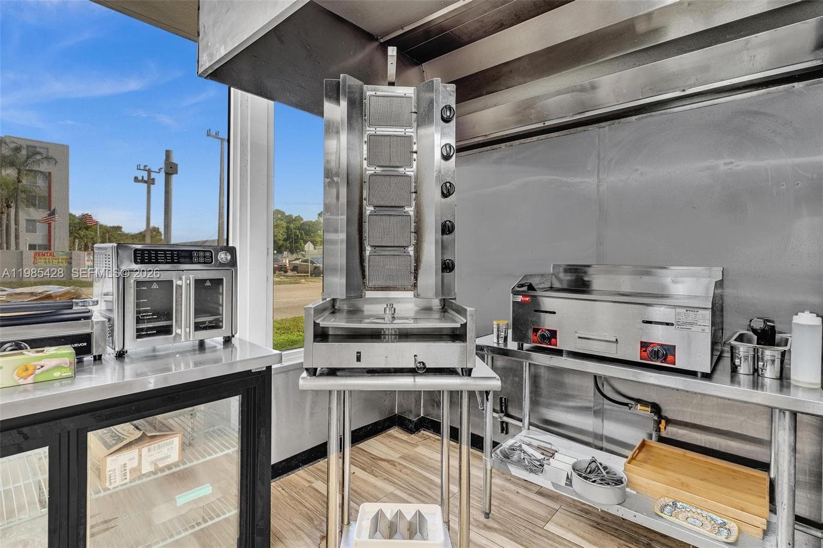 992 NE 167th St, North Miami Beach FL 33162 — 27