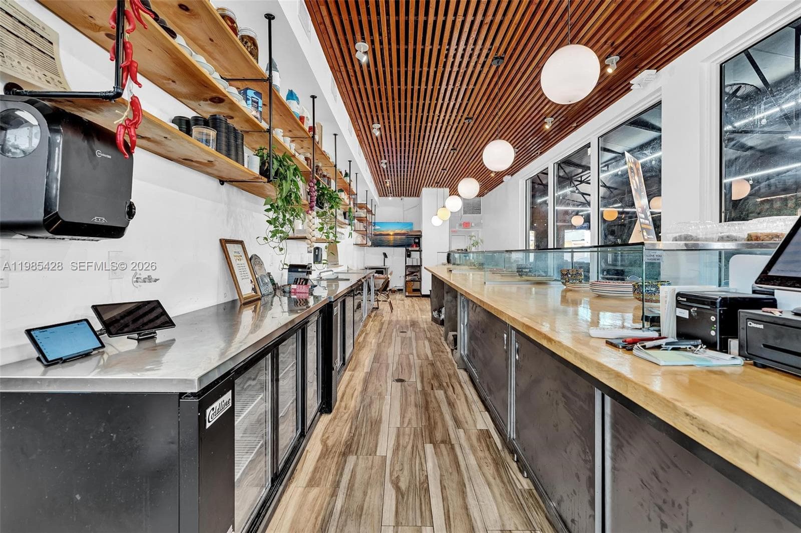 992 NE 167th St, North Miami Beach FL 33162 — 12
