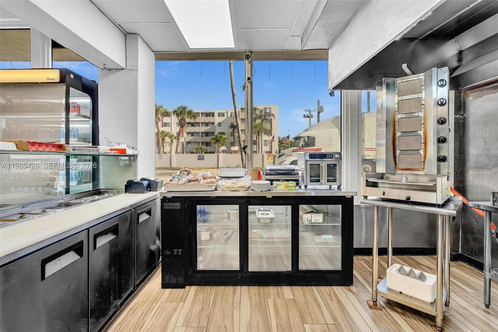 992 NE 167th St, North Miami Beach FL 33162 — 20