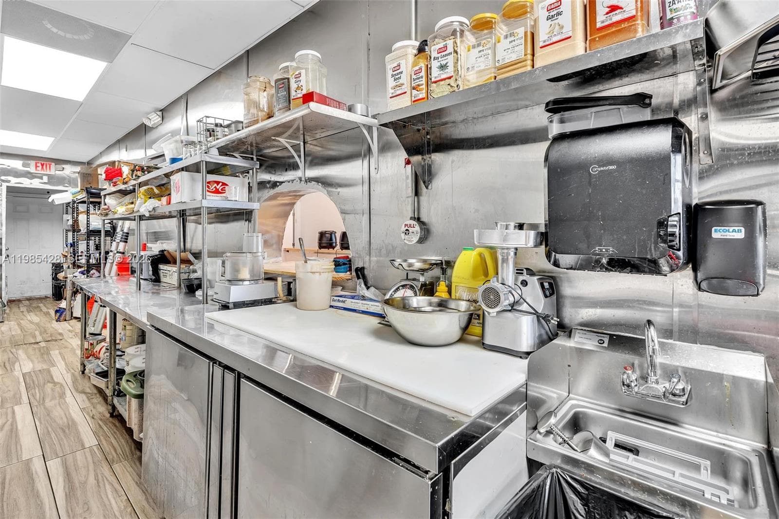 992 NE 167th St, North Miami Beach FL 33162 — 39