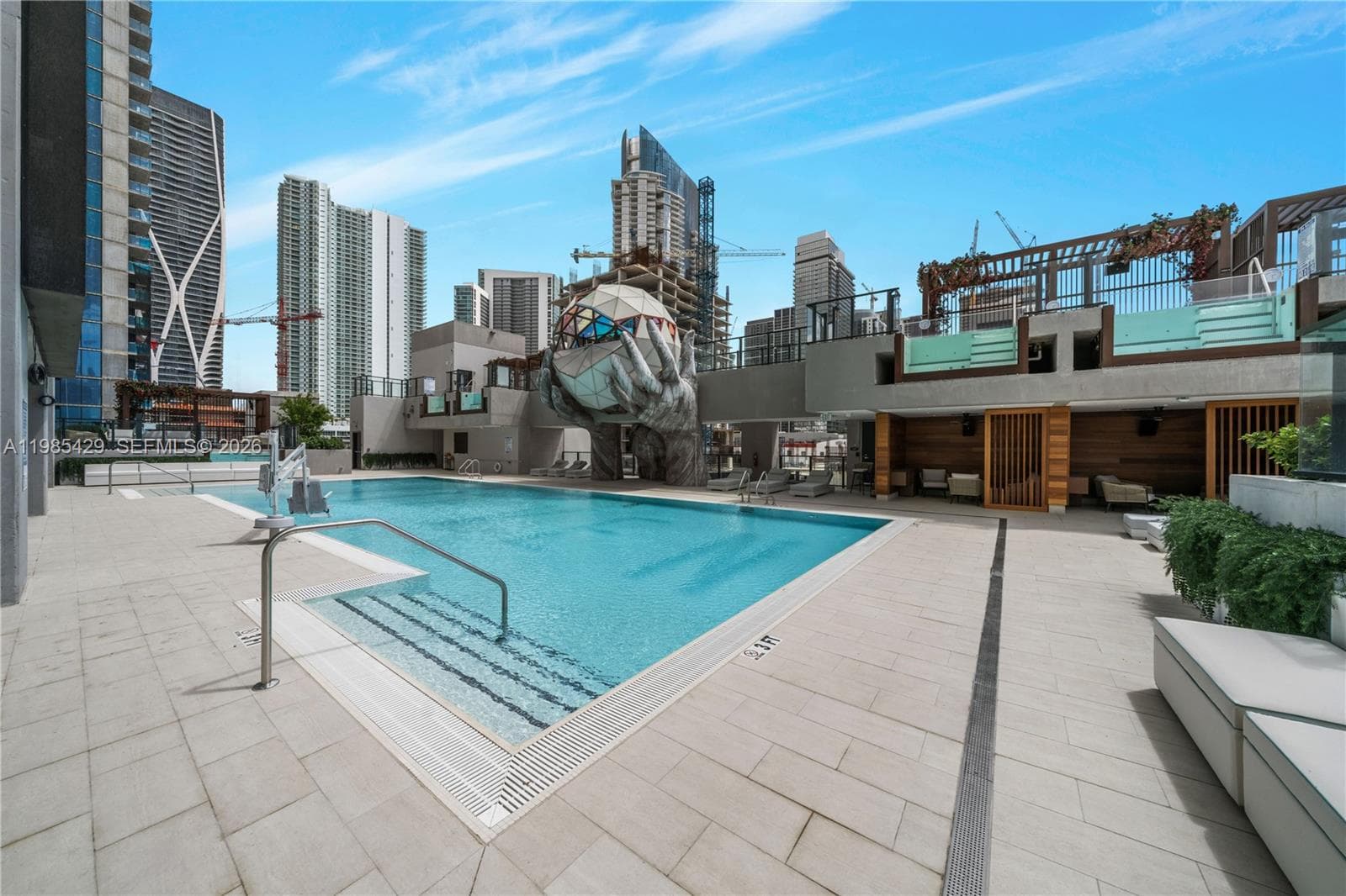 20 NE 11 ST # 2306B, Miami FL 33132 — 11