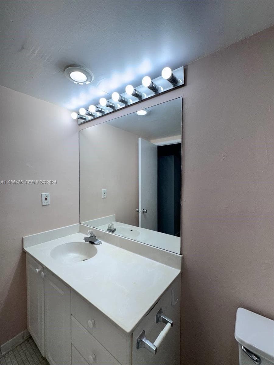 19380 Collins Ave # 910, Sunny Isles Beach FL 33160 — 11