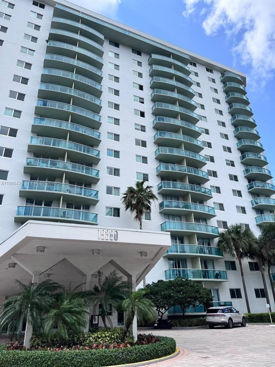 19380 Collins Ave # 910, Sunny Isles Beach FL 33160 — 25