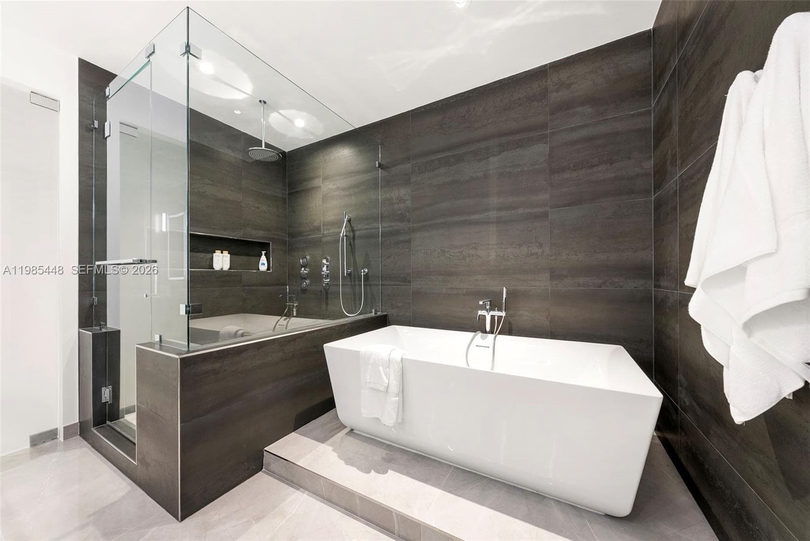 2627 S Bayshore Dr # 2904, Miami FL 33133 — 37