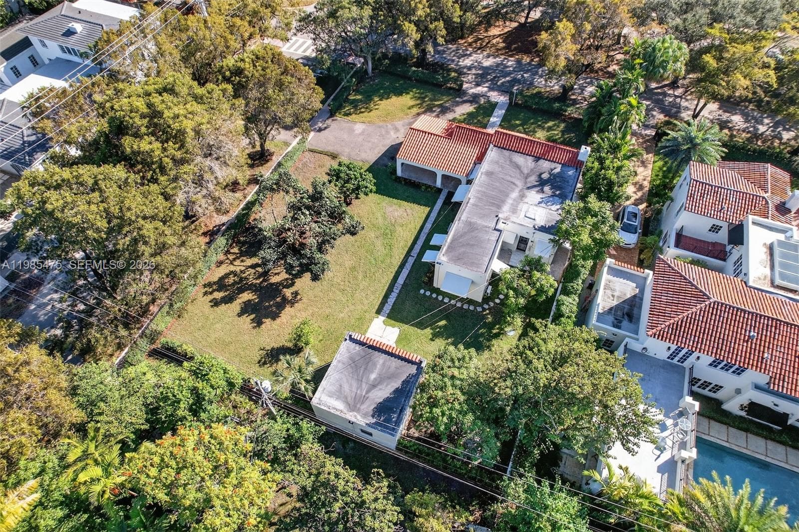 1305 Alhambra Cir, Coral Gables FL 33134 — 56