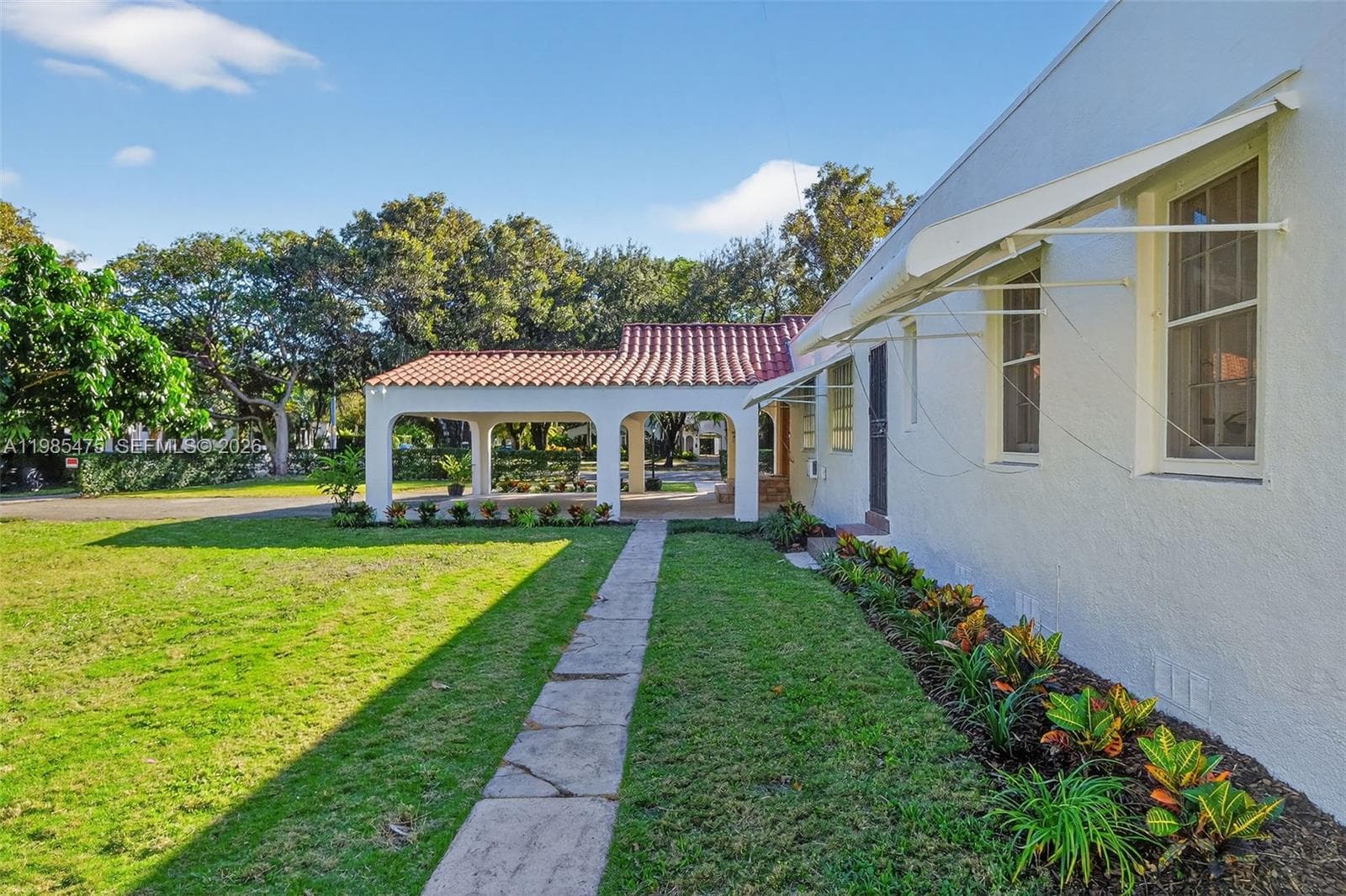 1305 Alhambra Cir, Coral Gables FL 33134 — 46