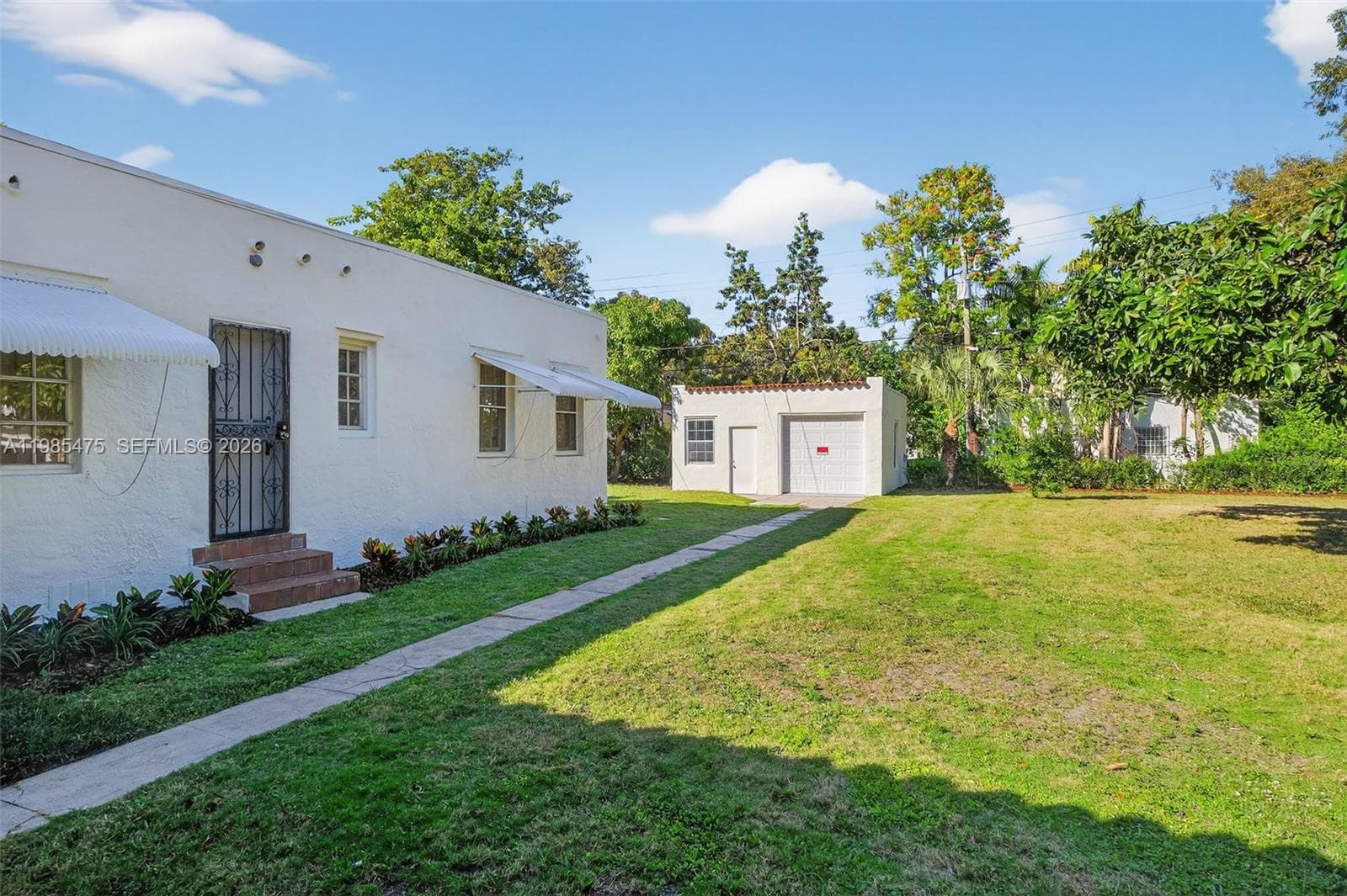 1305 Alhambra Cir, Coral Gables FL 33134 — 45