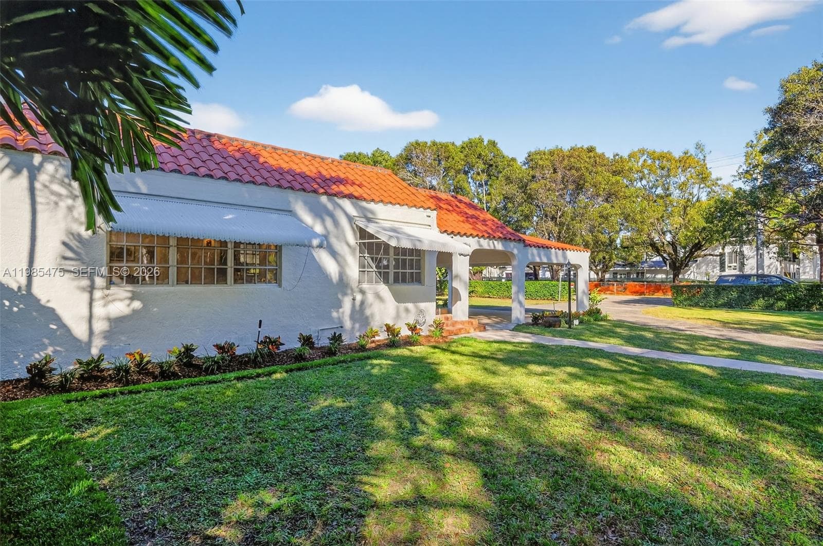 1305 Alhambra Cir, Coral Gables FL 33134 — 44
