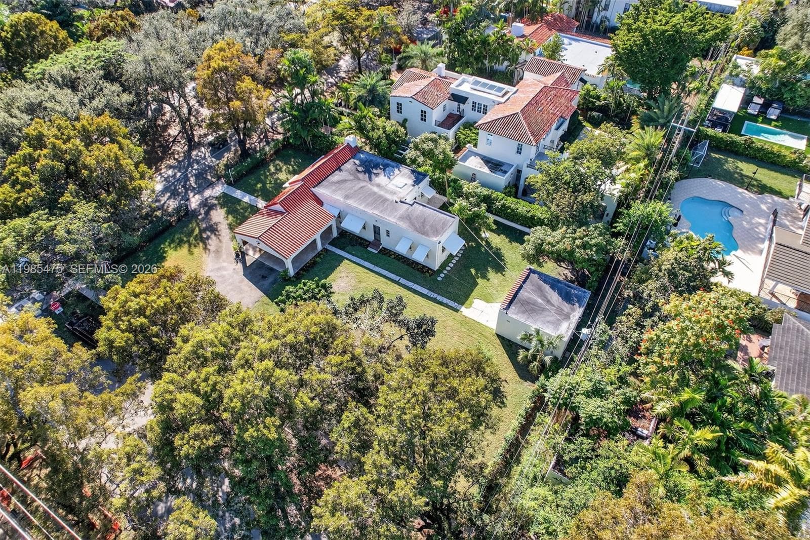 1305 Alhambra Cir, Coral Gables FL 33134 — 60