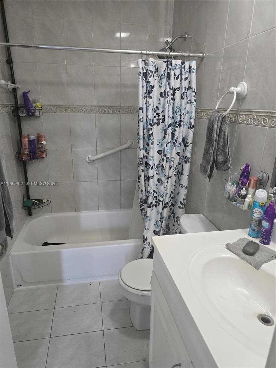 7420 W 20th Ave # 451, Hialeah FL 33016 — 8