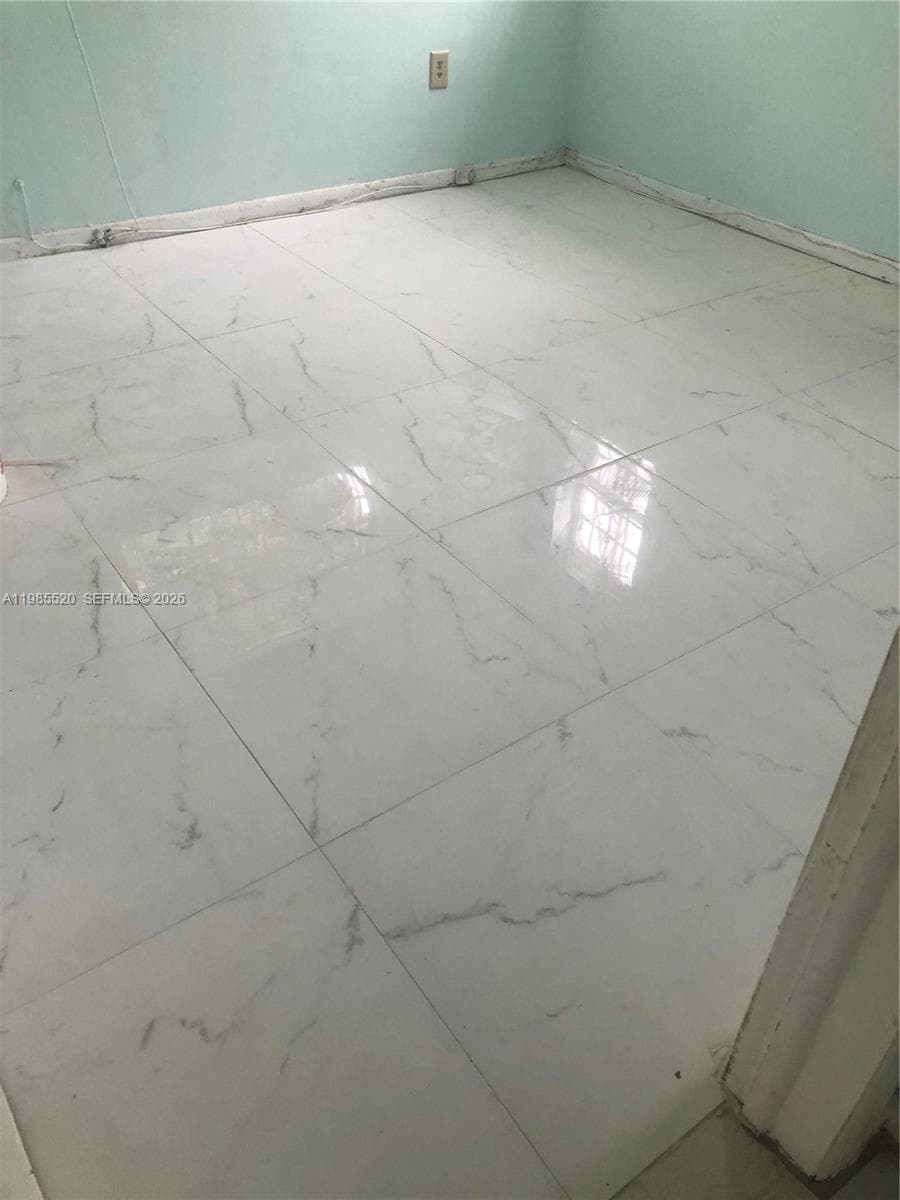 Sierra Mirada 3rd Addn Re, Miami Gardens, FL — 3