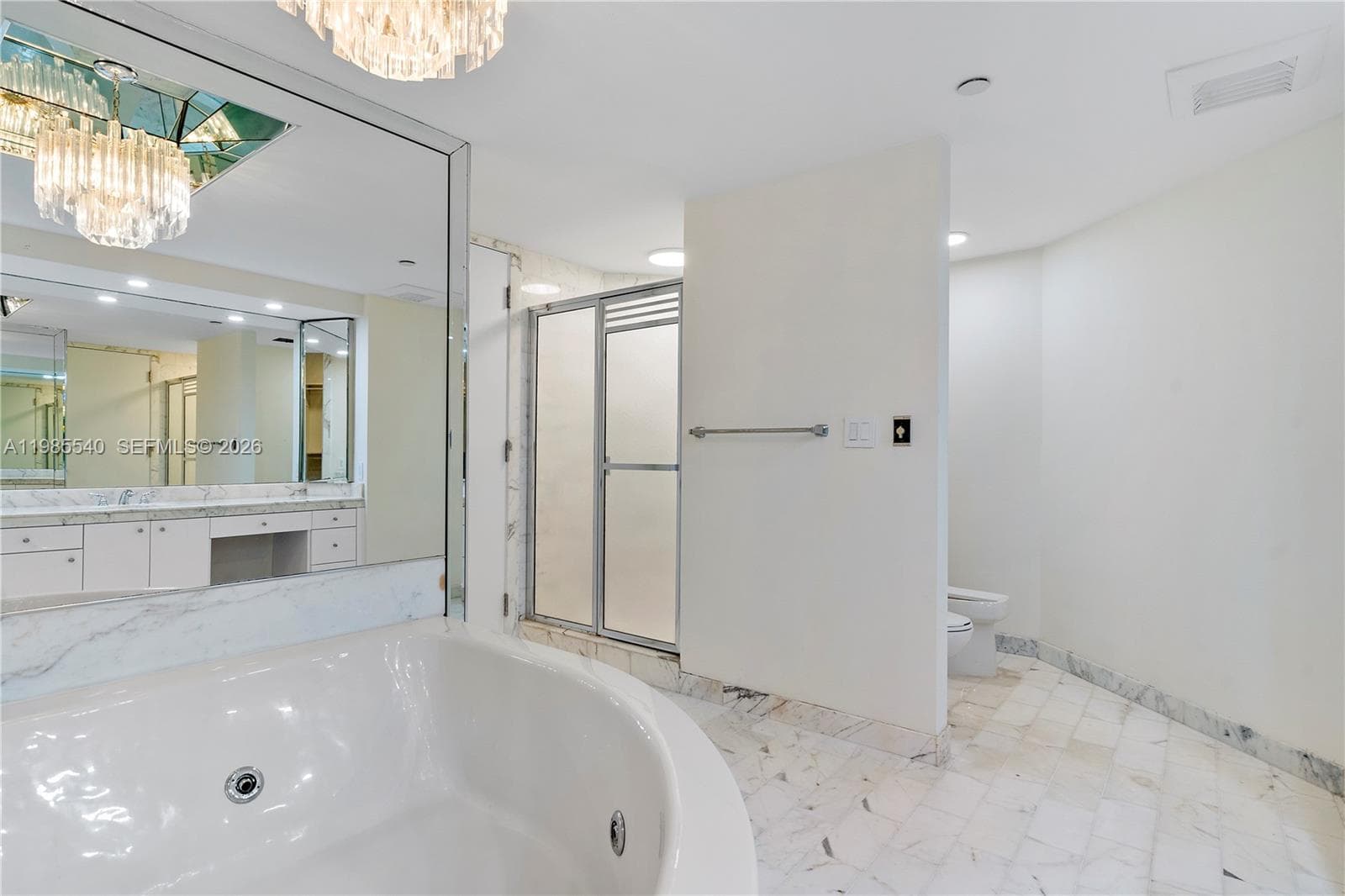 19500 Turnberry Way # 15E, Aventura FL 33180 — 23