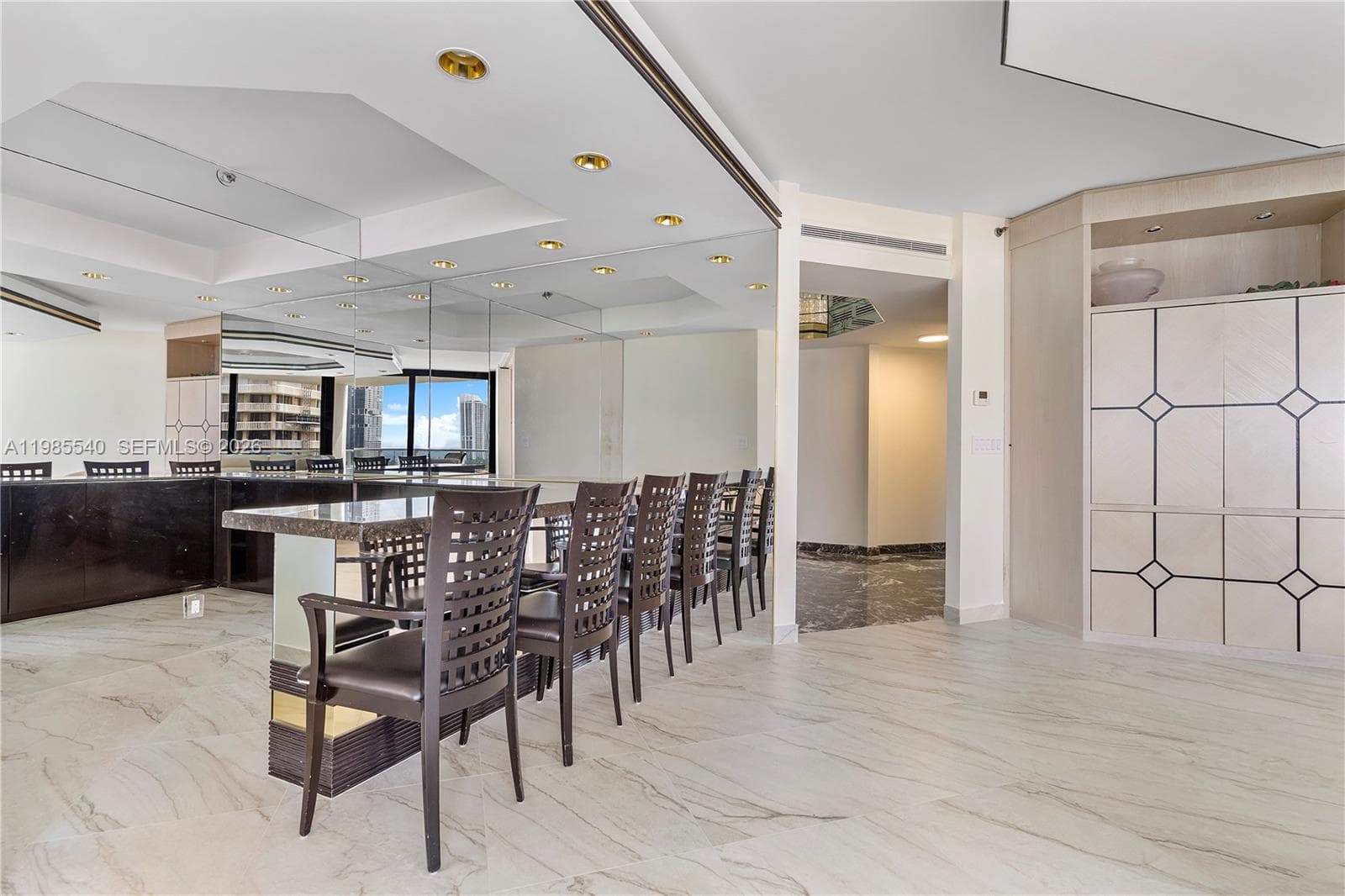 19500 Turnberry Way # 15E, Aventura FL 33180 — 6