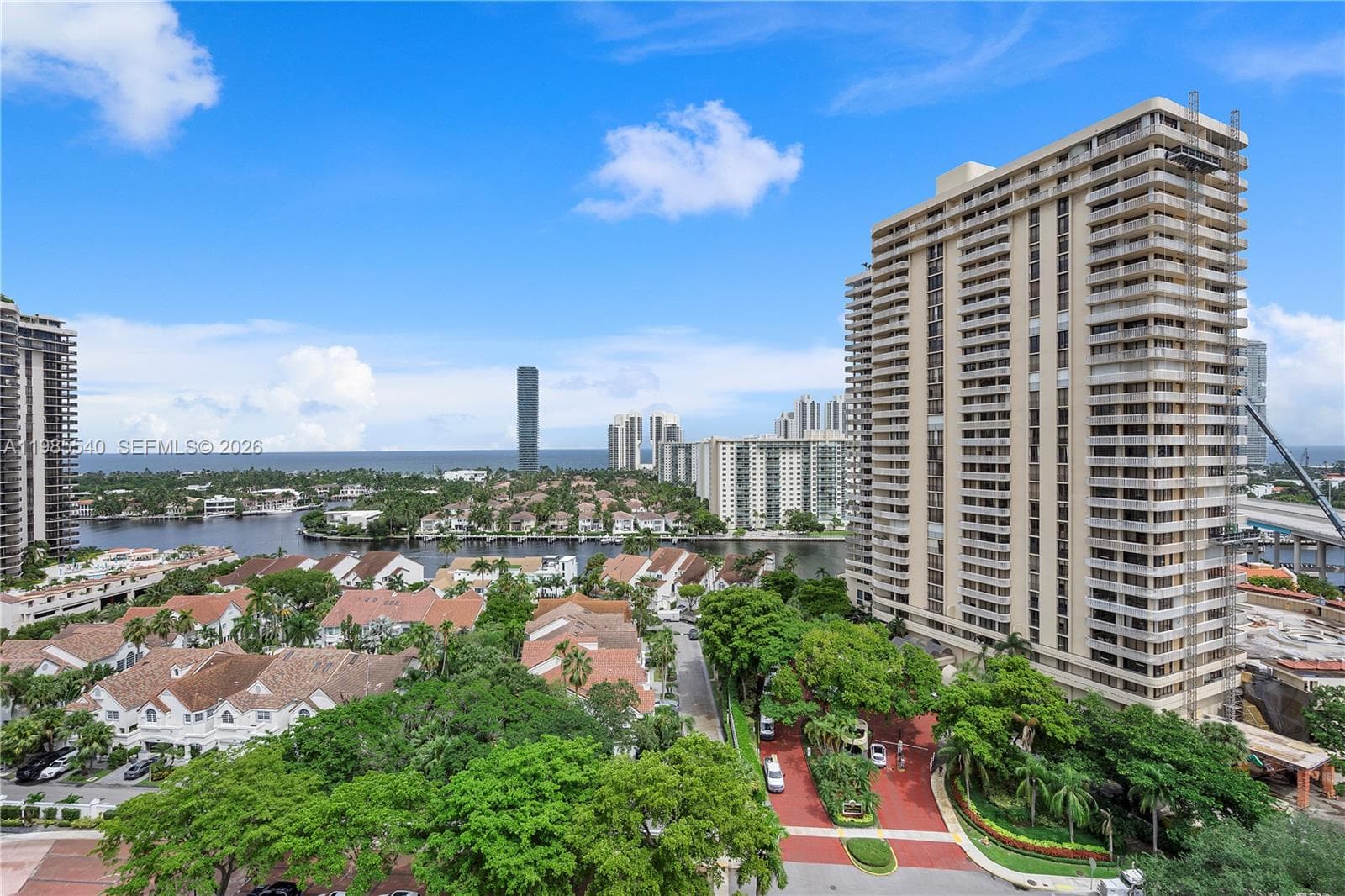 19500 Turnberry Way # 15E, Aventura FL 33180 — 35