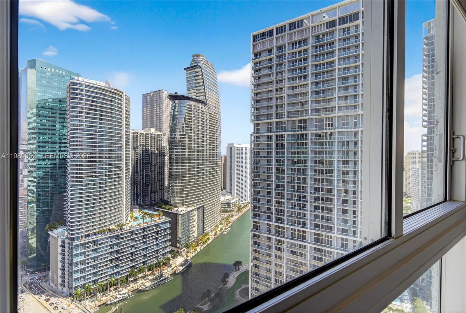 500 Brickell Ave # 3901, Miami FL 33131 — 7