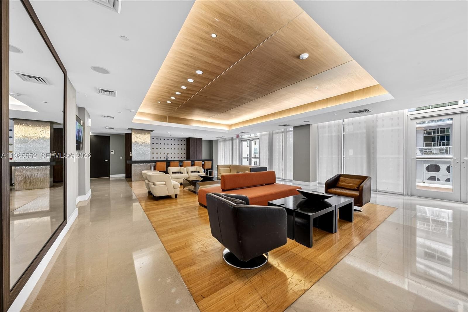 500 Brickell Ave # 3901, Miami FL 33131 — 34